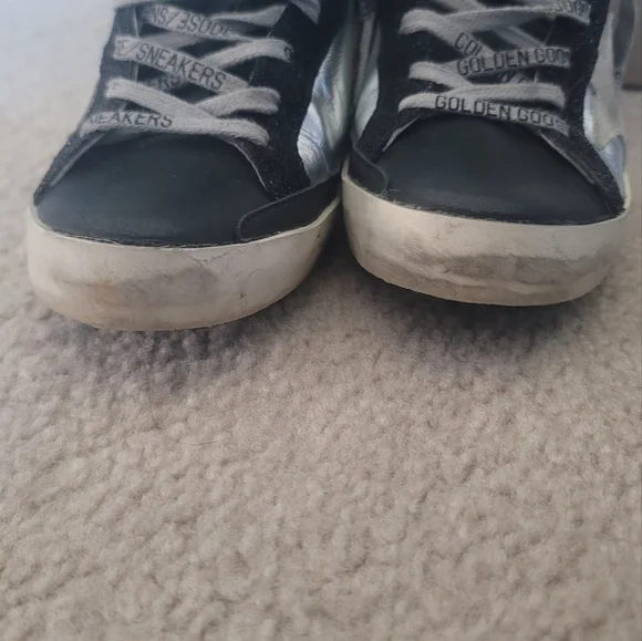 ❌️ SOLD ❌️ Golden Goose Superstar Sneakers (EU 36) - Picture 10 of 13